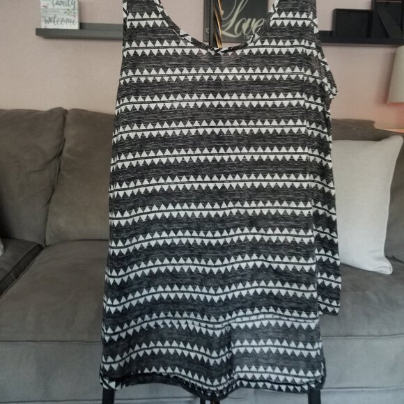 H&M Black and White Tank top - Picture 2 of 6